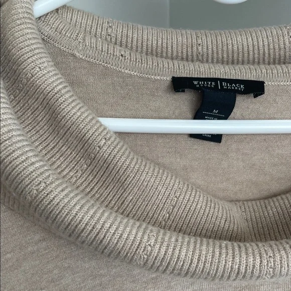 🫶 White House Black Market Soft Beige Cowl Neck Sweater - Picture 8 of 11